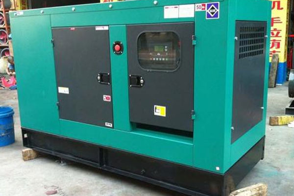 肃南如何检查机油的使用时间？