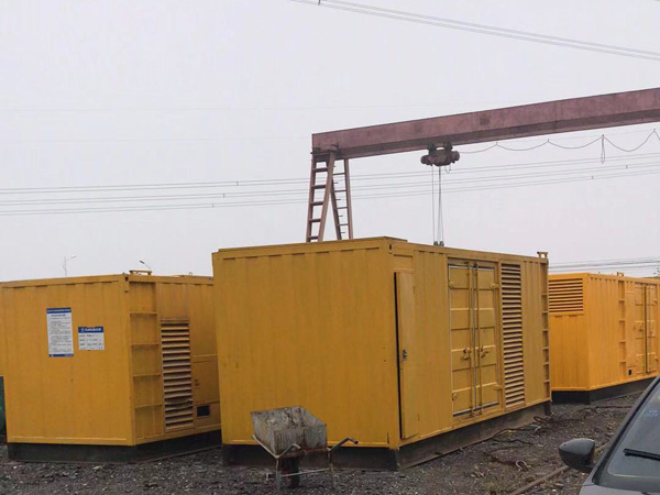 肃南100kw柴油发电机组每小时油耗？